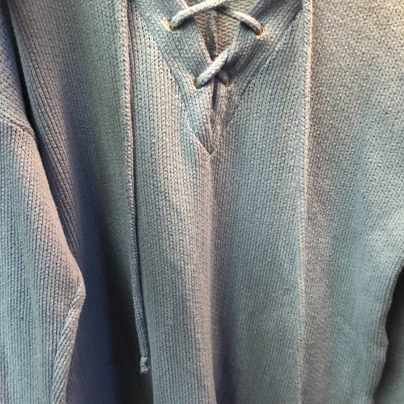 Sweater - Picture 5 of 6